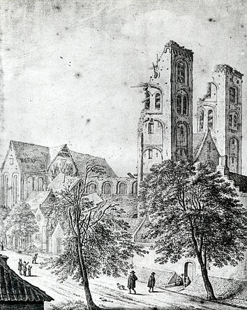 Gravure van de Pieterskerk met de twee zwaar beschadigde torens na de storm van 1674.